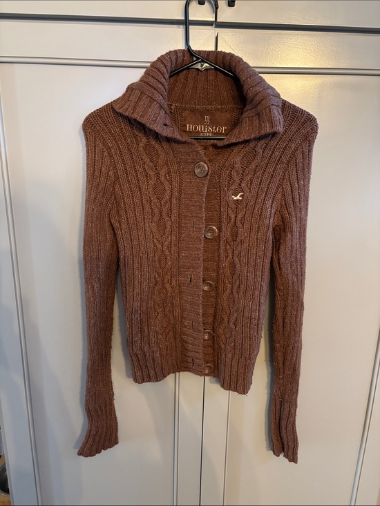 Hollister Sweaters - Y2K Hollister Women's Brown Cable-Knit Button down Cardigan L